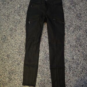 WHBM skinny Coated Denim Black